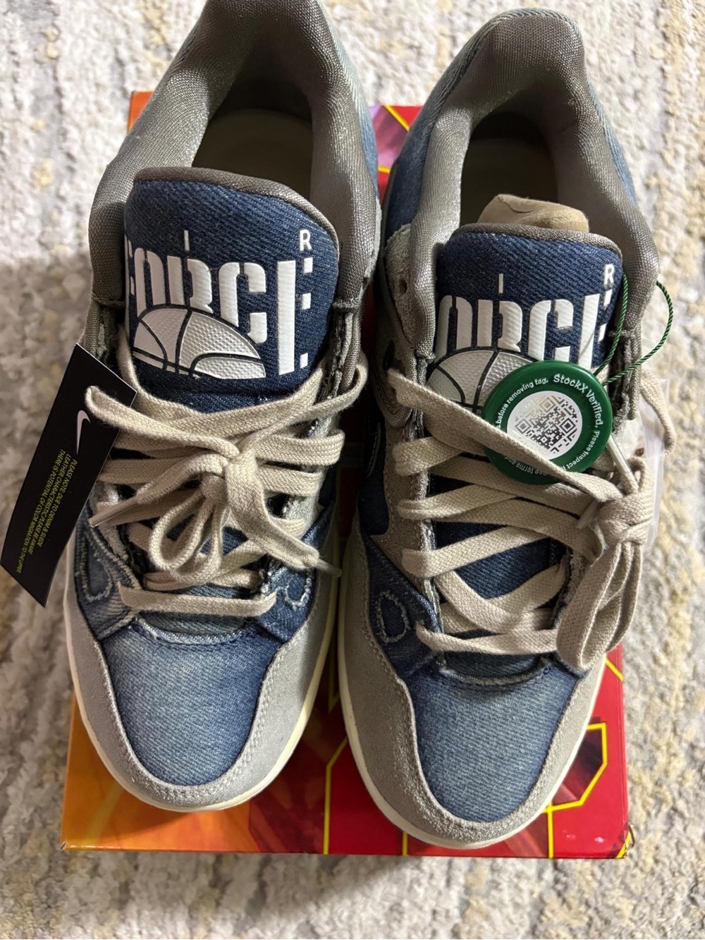 Nike/Levi’s Men  Blue Denim & Gray Skate Sneakers
